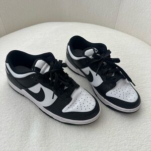 NIKE Dunk Low Panda Women size 8